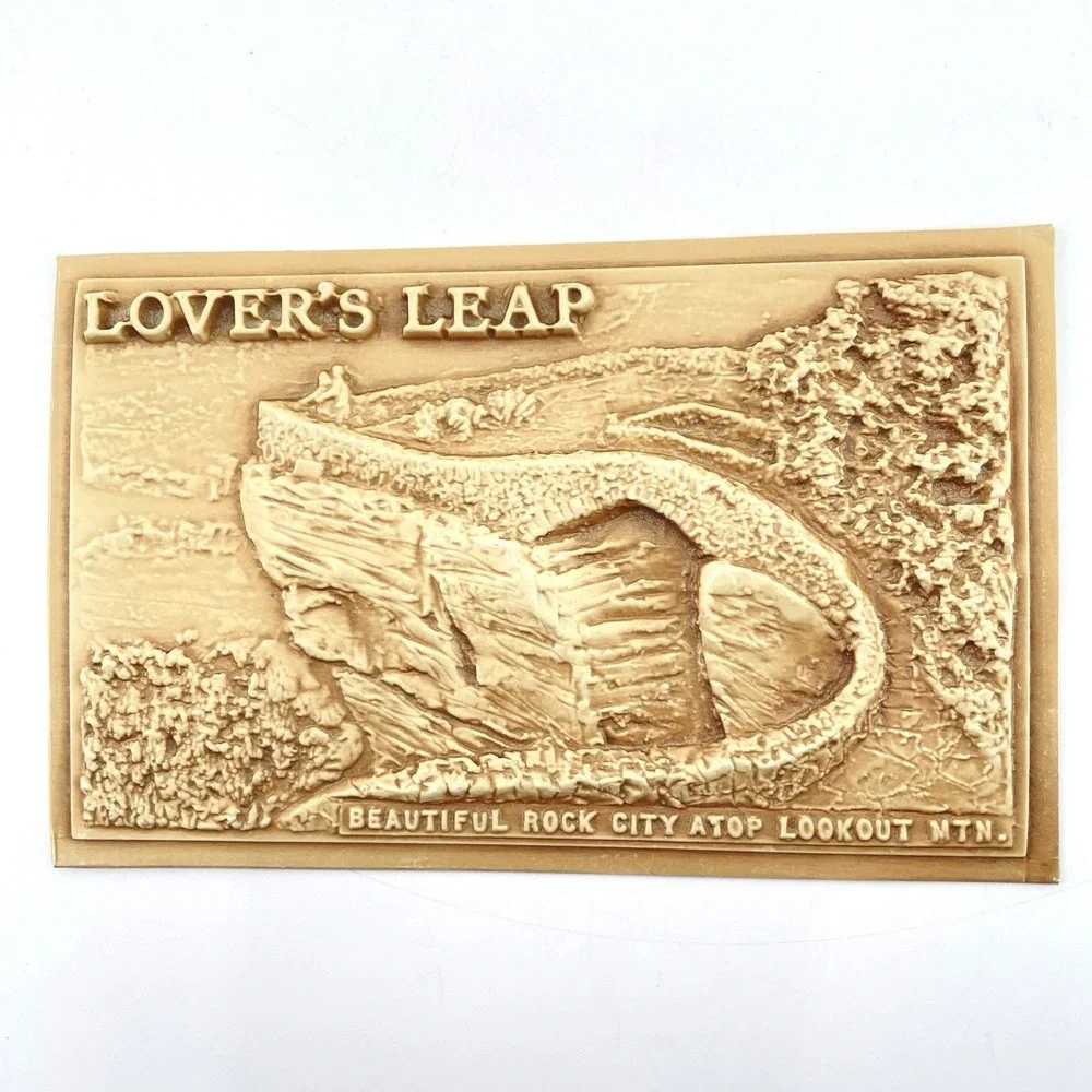 Post Plex 3D Relief Postcard Rock City Gardens Lovers Leap 1958 Eden Plastics TN